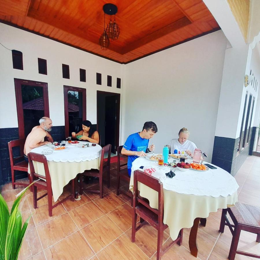 The Sanduk Homestay Rantepao Exteriör bild