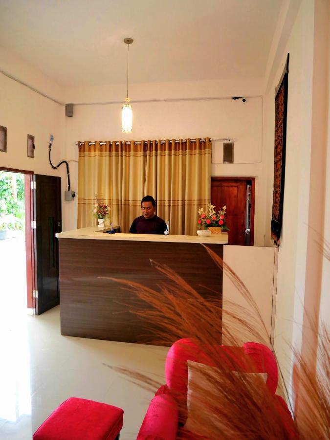 The Sanduk Homestay Rantepao Exteriör bild
