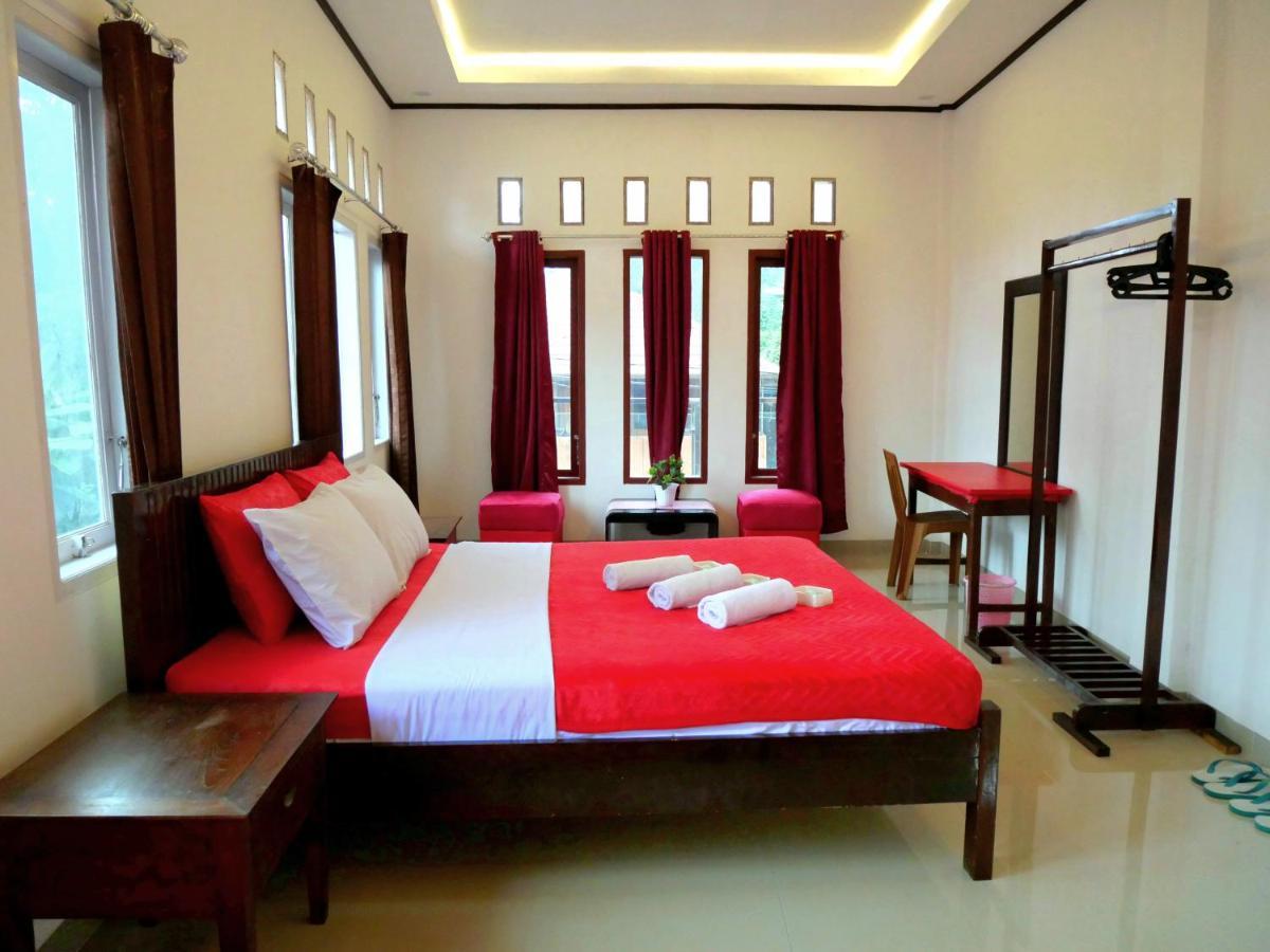 The Sanduk Homestay Rantepao Exteriör bild