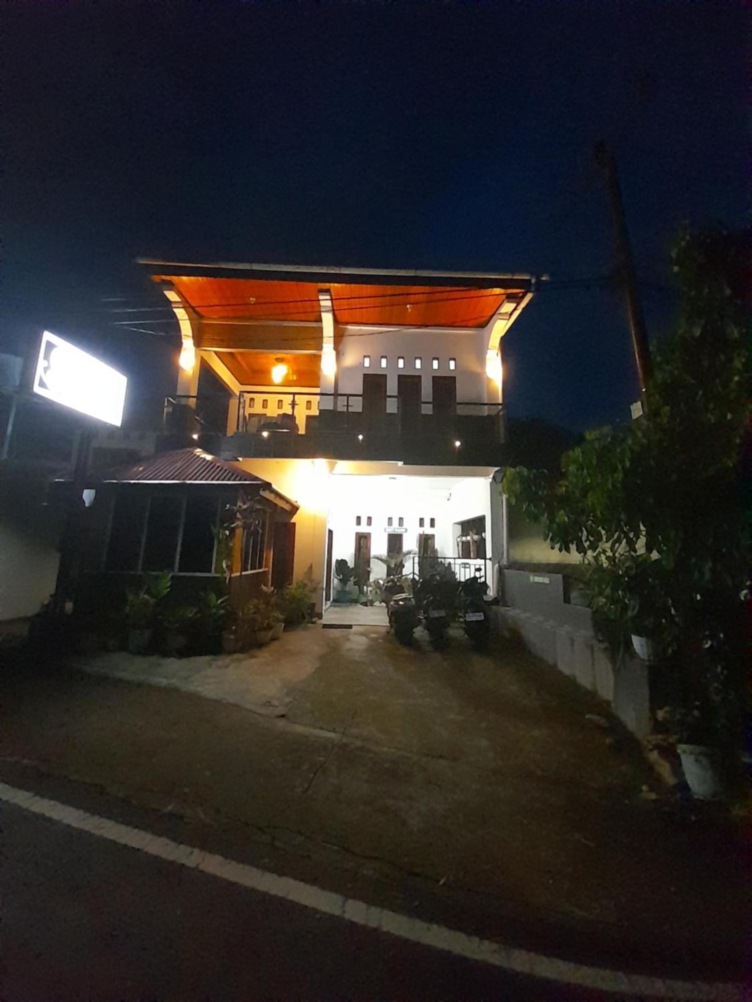 The Sanduk Homestay Rantepao Exteriör bild